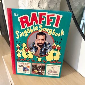 Vintage 1980 Raffi Singable Songbook Hardcover Sheet Music